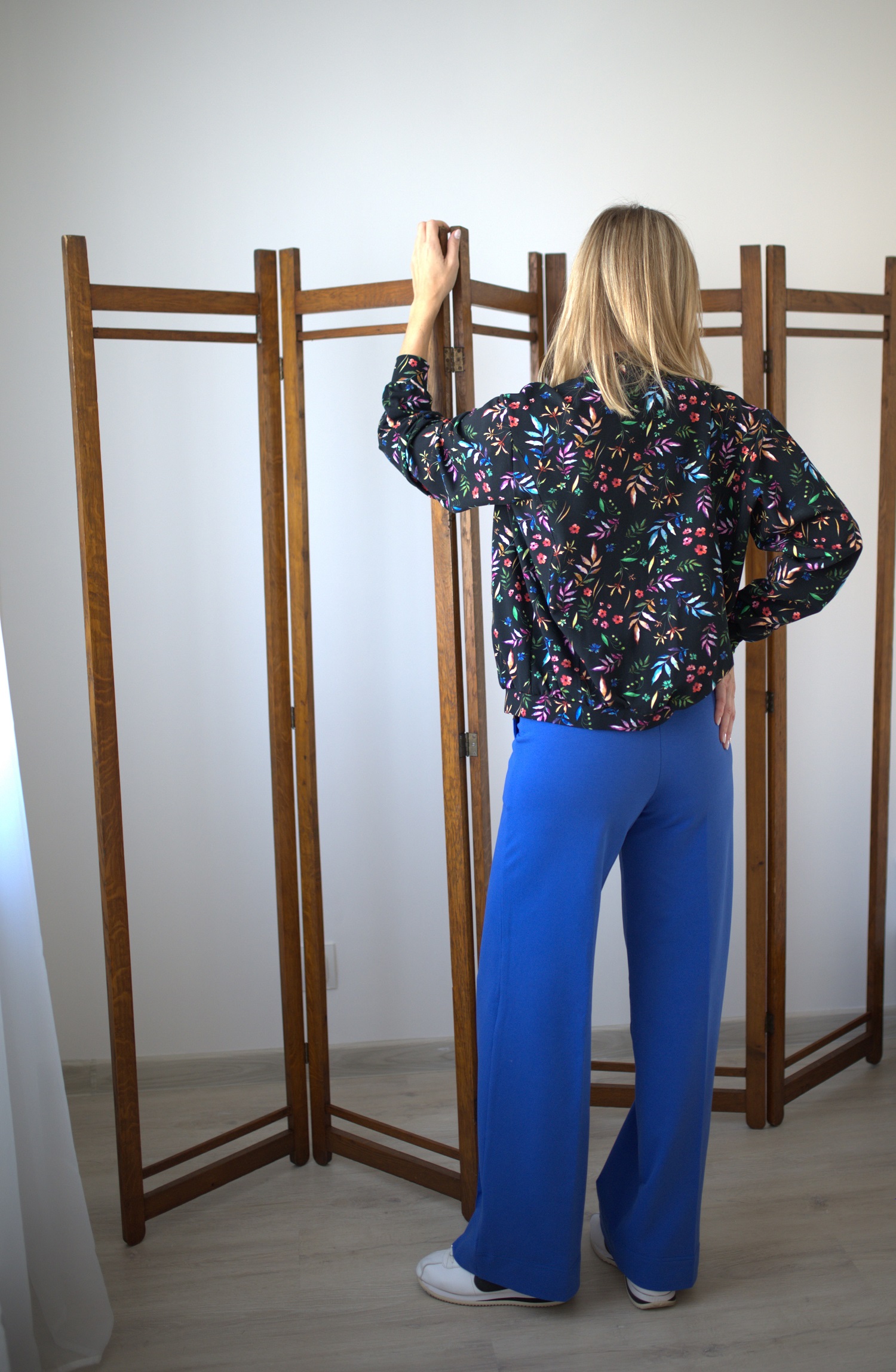 Bomberka oversize ciemna łąka - obrazek 2