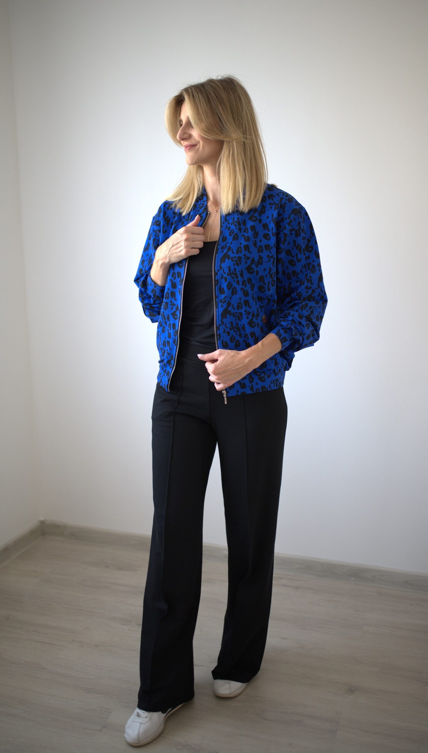 Bomberka oversize kobaltowa pantera