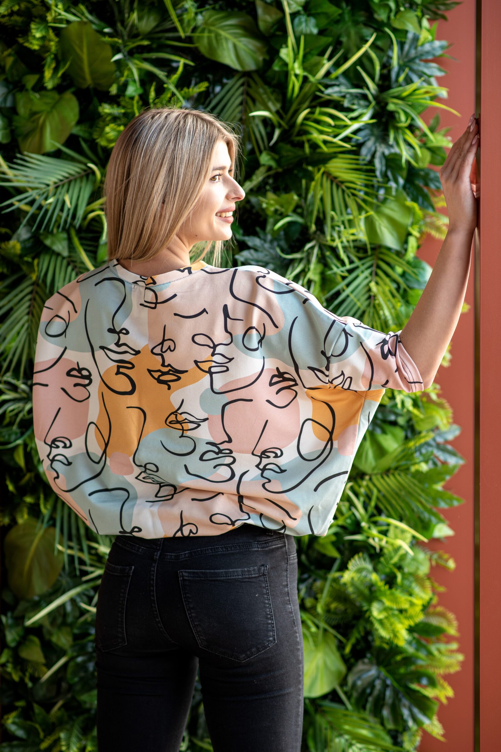 Bluzka nietoperz, oversize twarze - obrazek 2