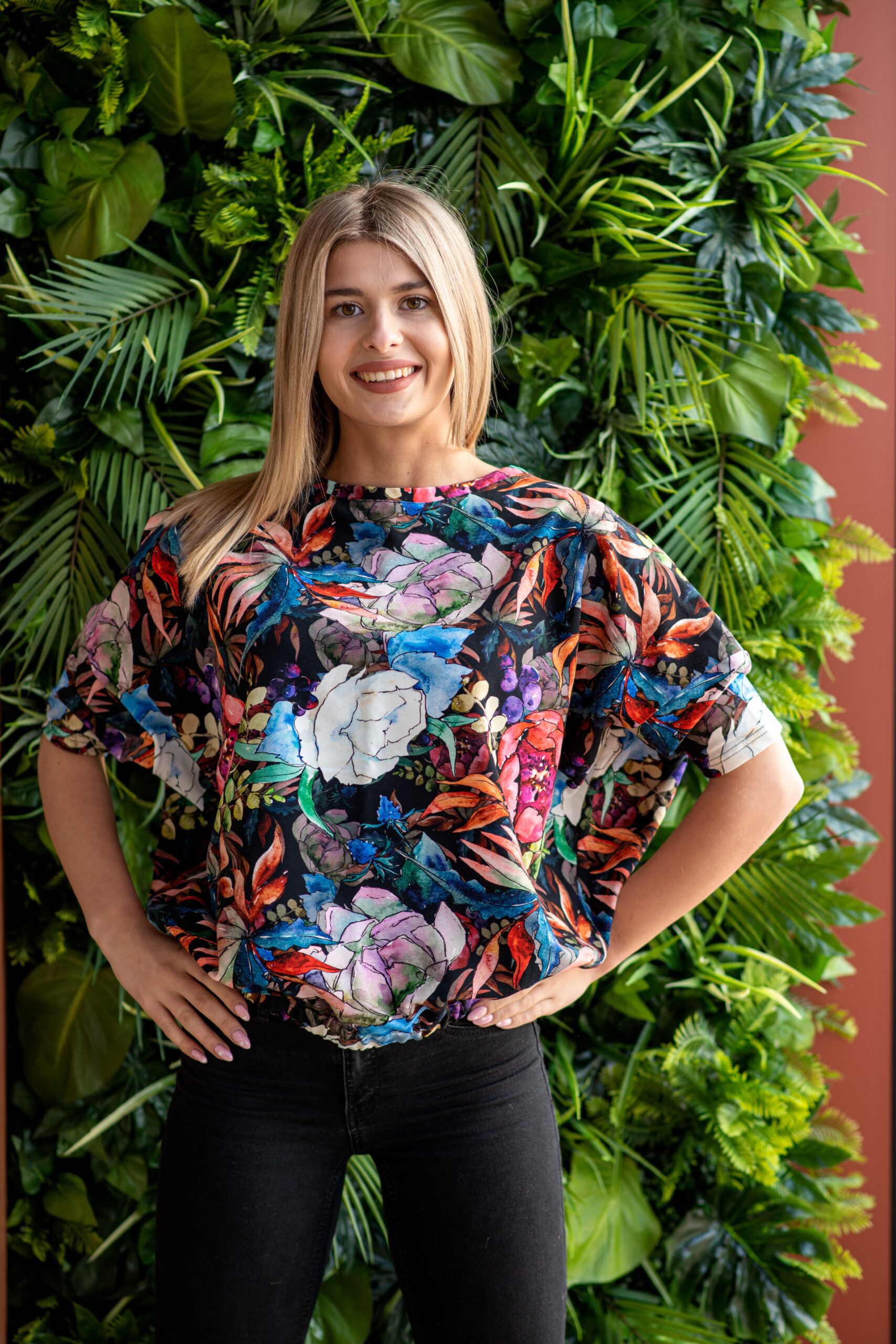 Bluzka nietoperz, oversize piwonie - obrazek 3