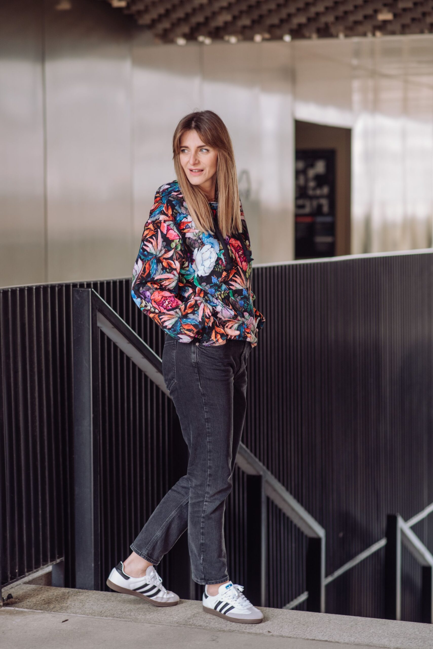 Bluza Clasic Kangurka piwonie - obrazek 2