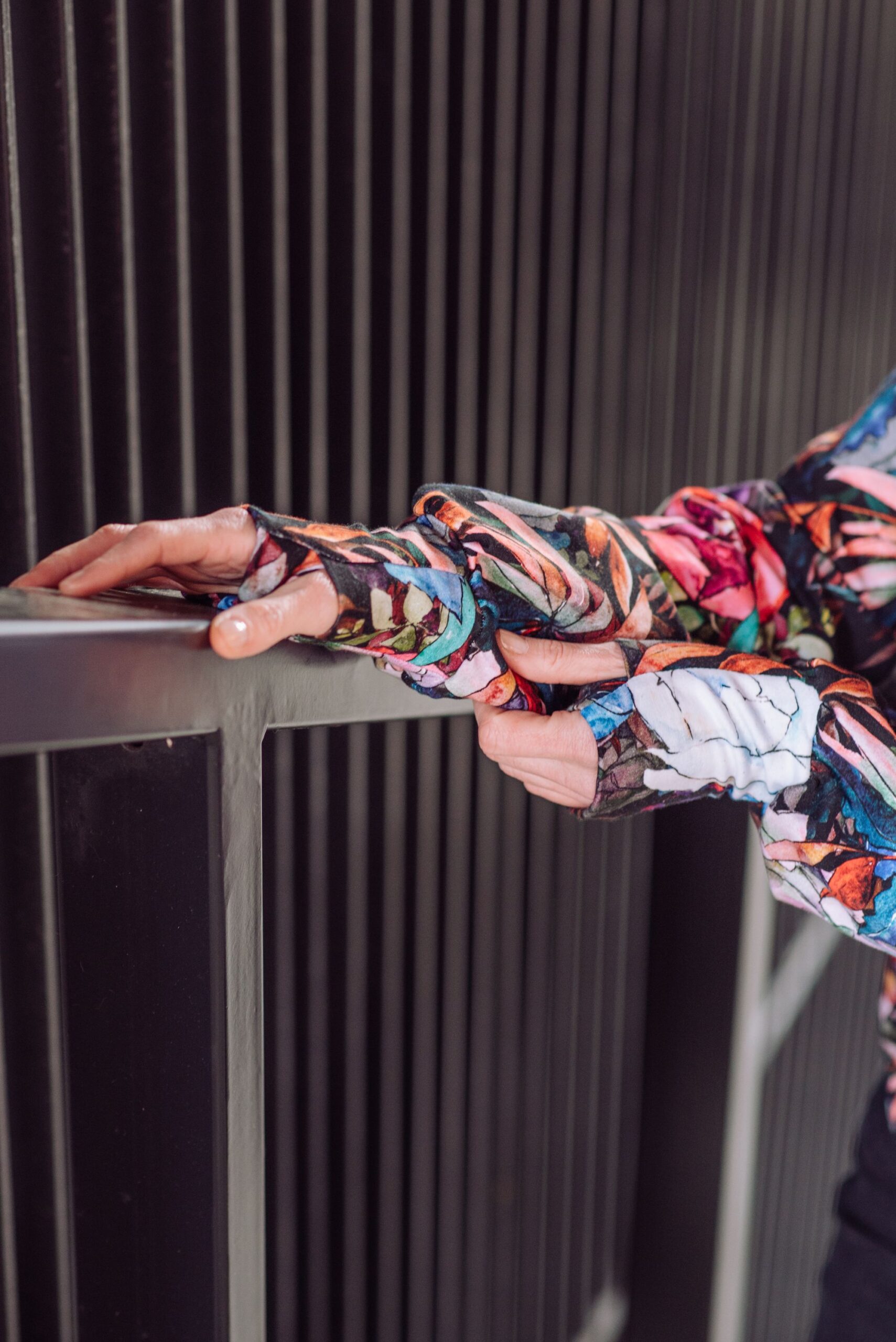 Bluza Clasic Kangurka piwonie - obrazek 7