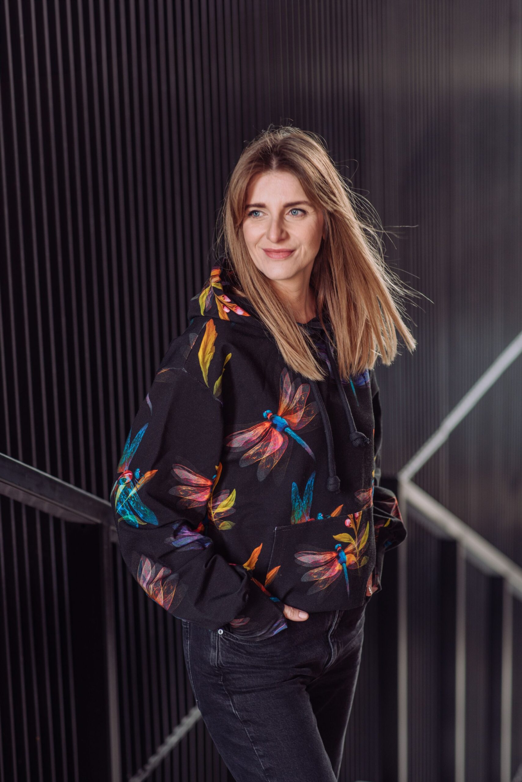 Bluza Clasic Kangurka ważki - obrazek 2