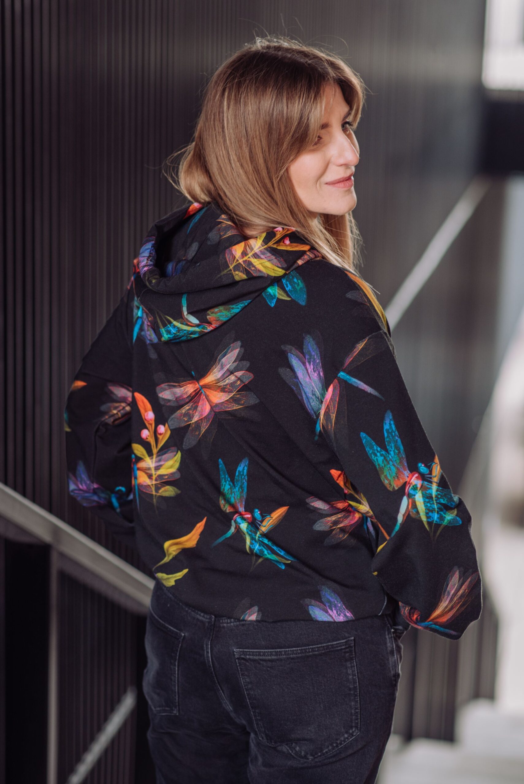 Bluza Clasic Kangurka ważki - obrazek 5