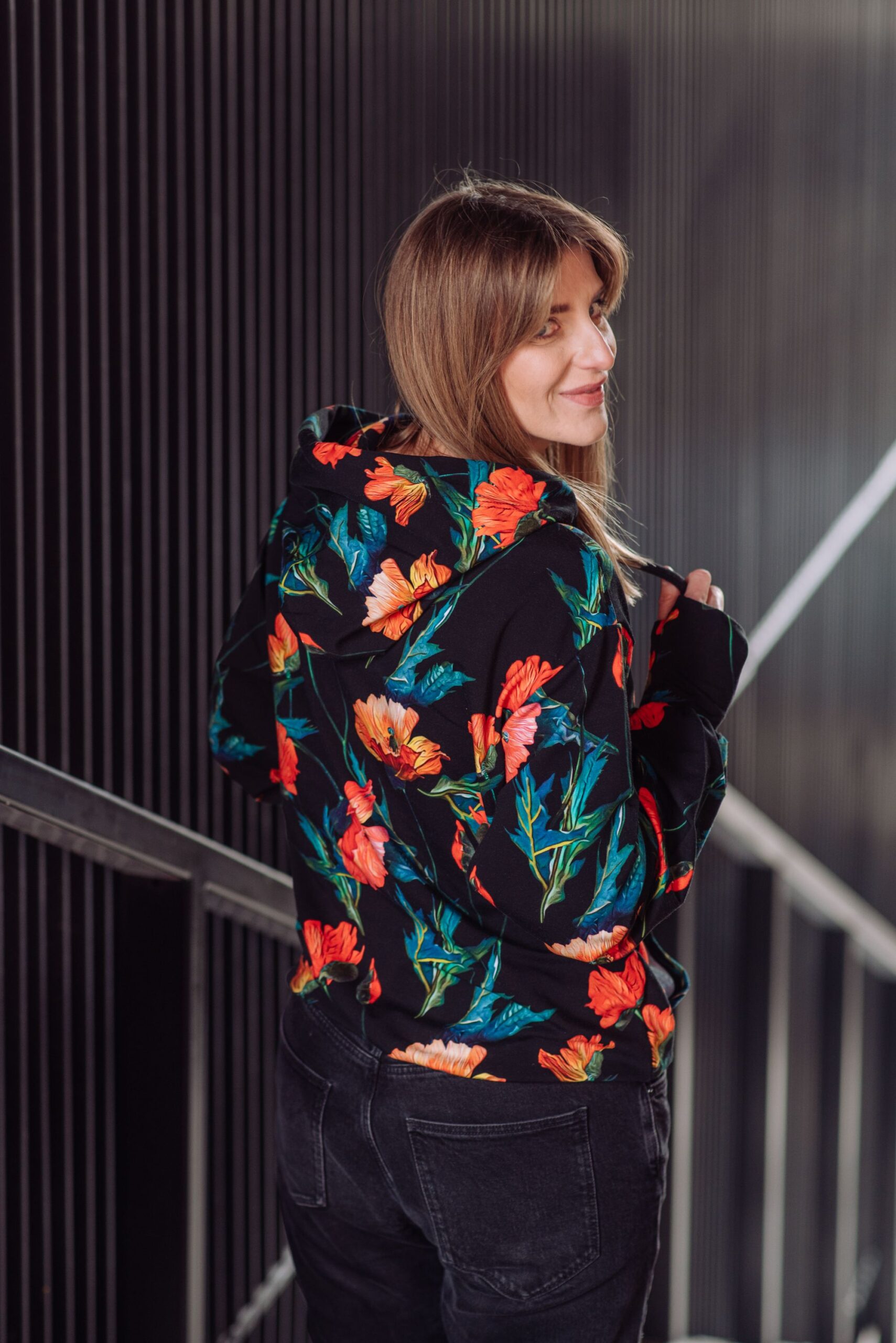 Bluza Clasic Kangurka maki - obrazek 3