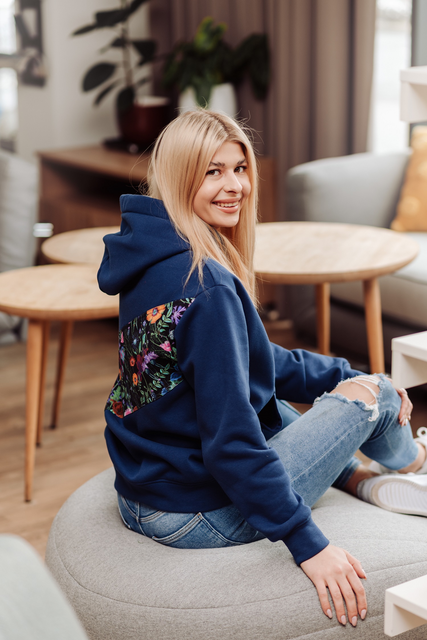 Bluza Clasic kangurka granatowa