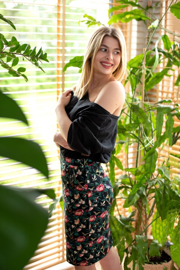 Spódnica klasyczna ołówkowa Francja