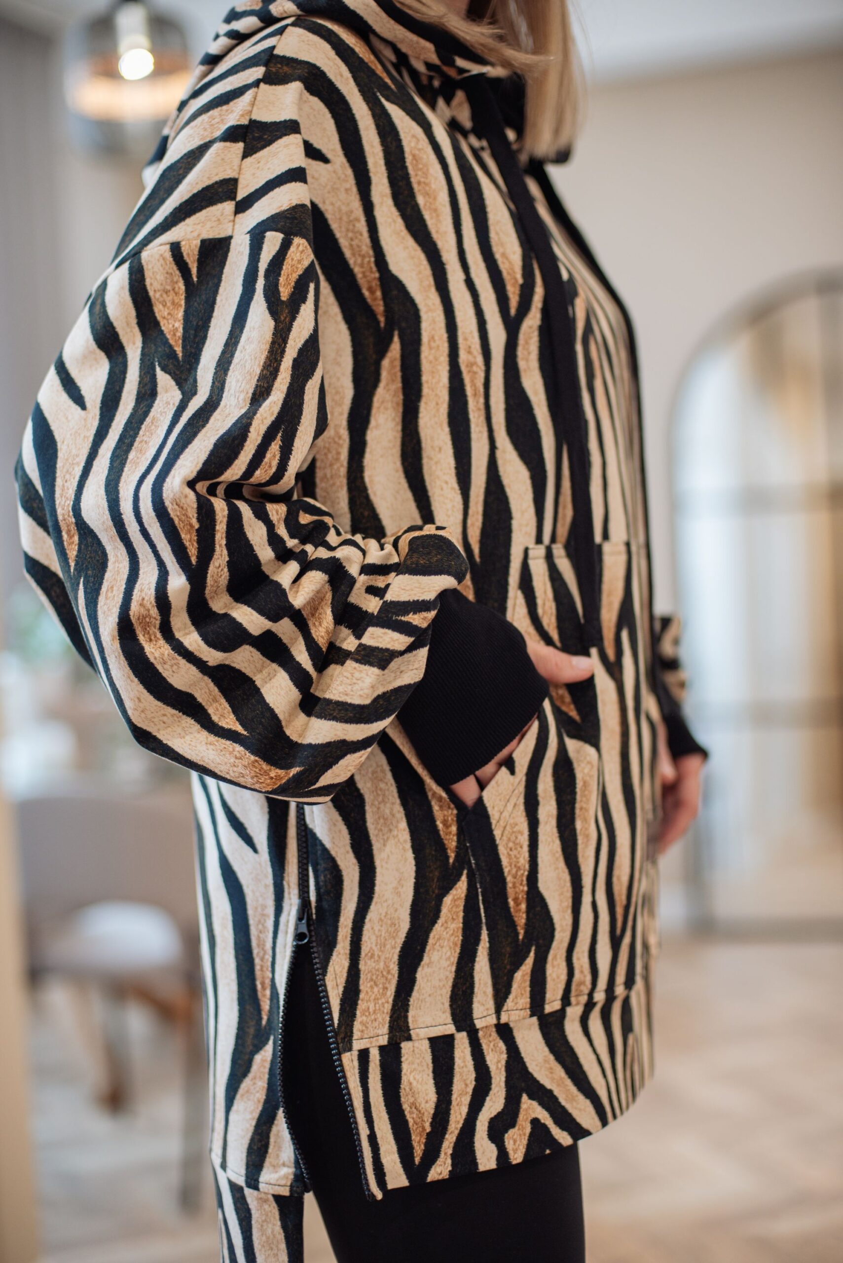 Bluza oversize Nina Zebra - obrazek 3