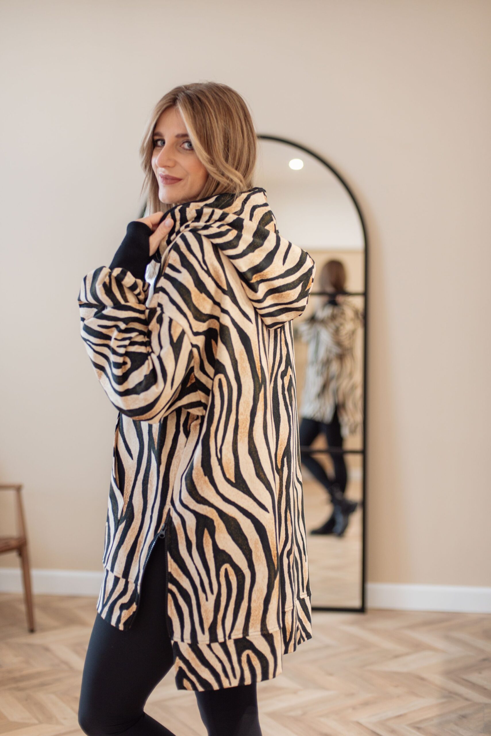 Bluza oversize Nina Zebra - obrazek 6