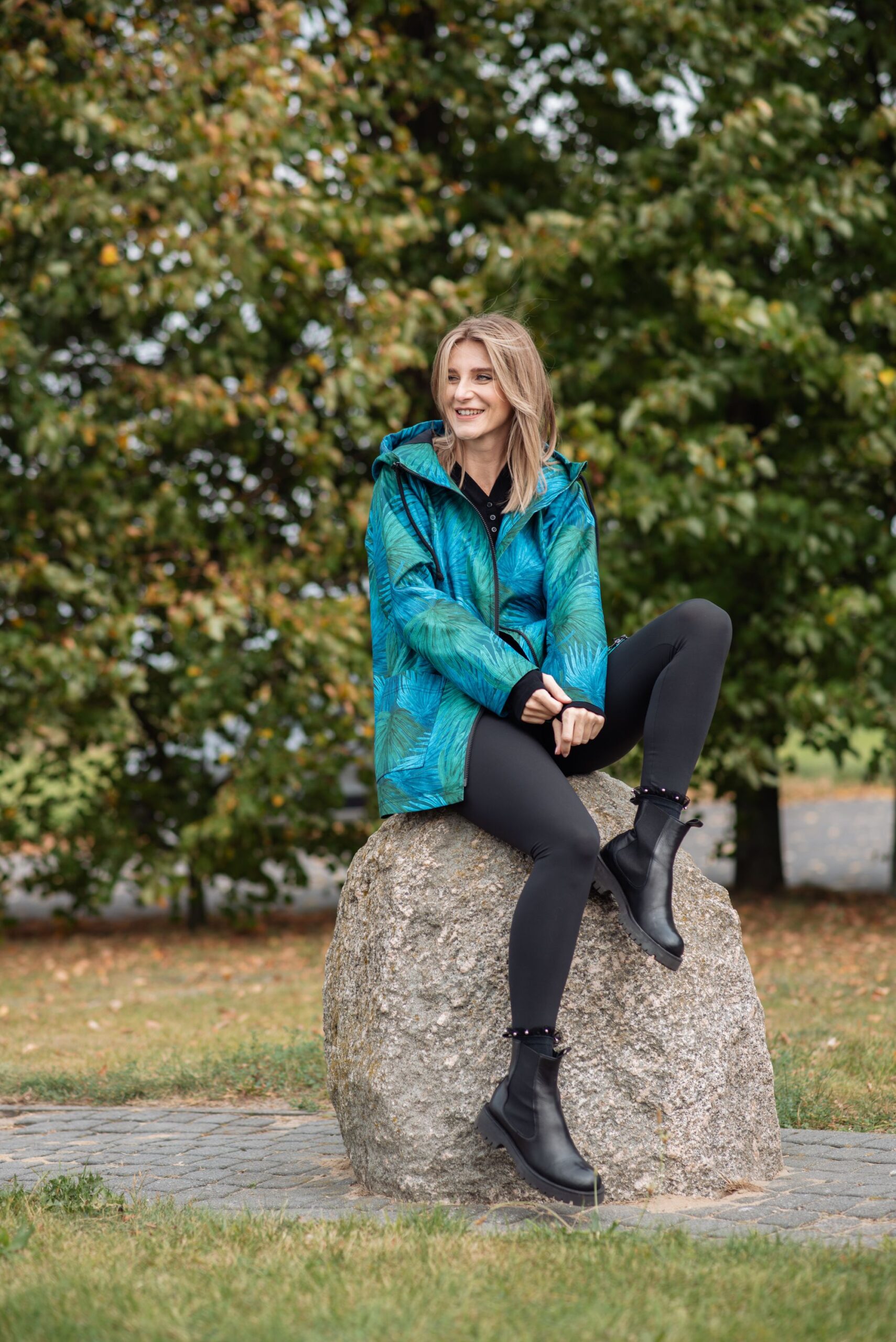 Kurtka przejściowa, morskie liście - obrazek 4