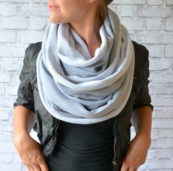 Komin dresowy jasny melanż