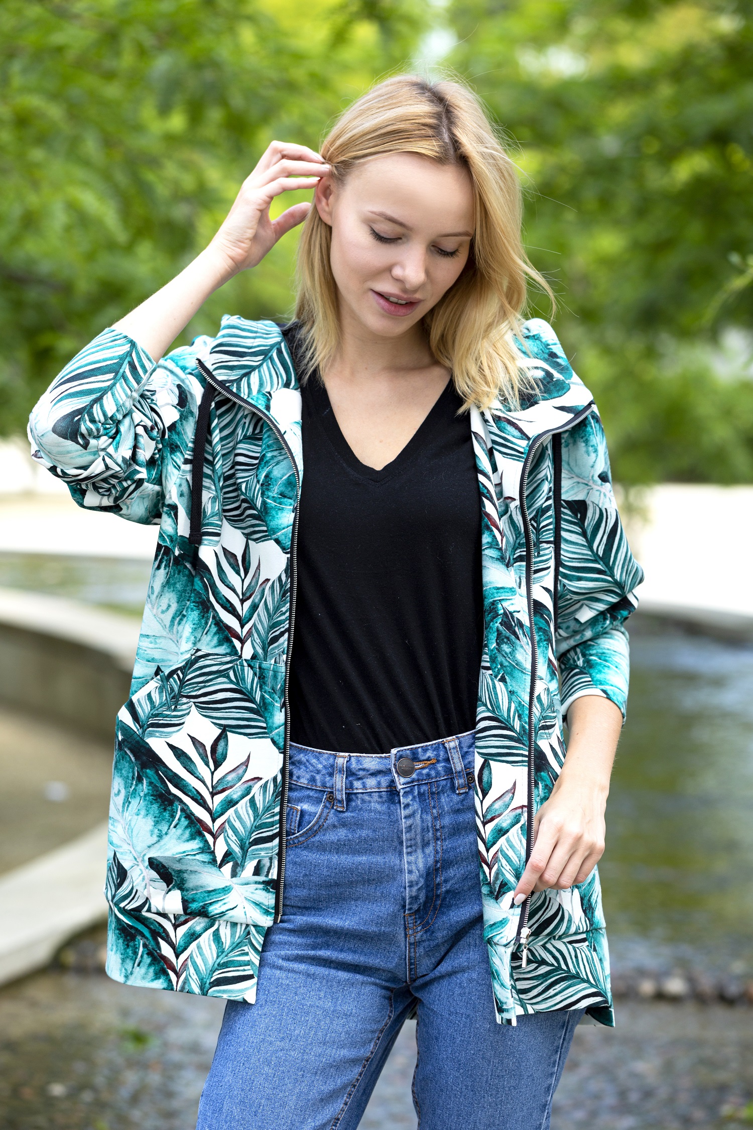 Bluza Simple, turkusowe, jasne liście - obrazek 3