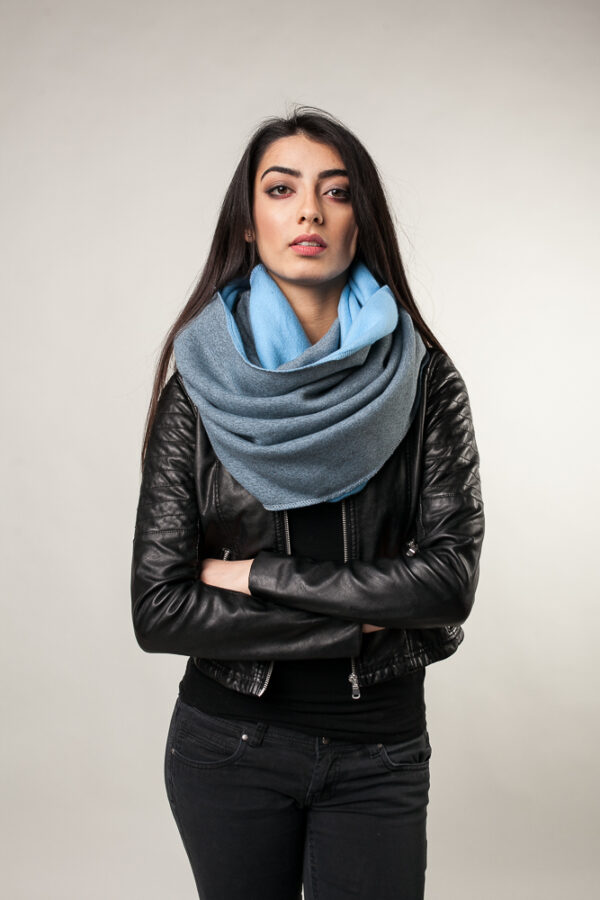 Komn gruby jasny jeans