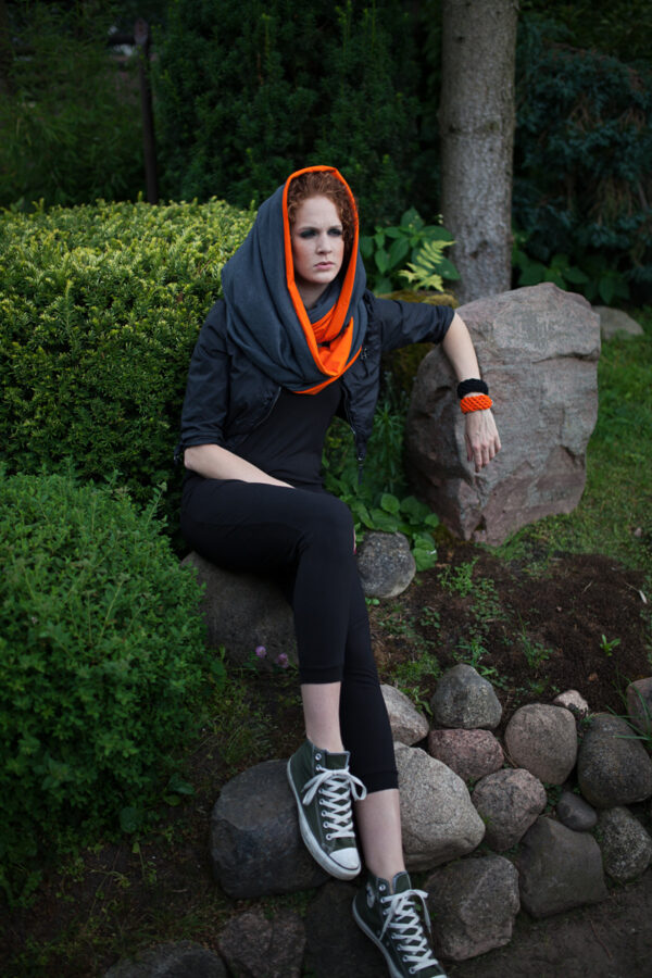 Komin xxl grafitowo-pomarańczowy