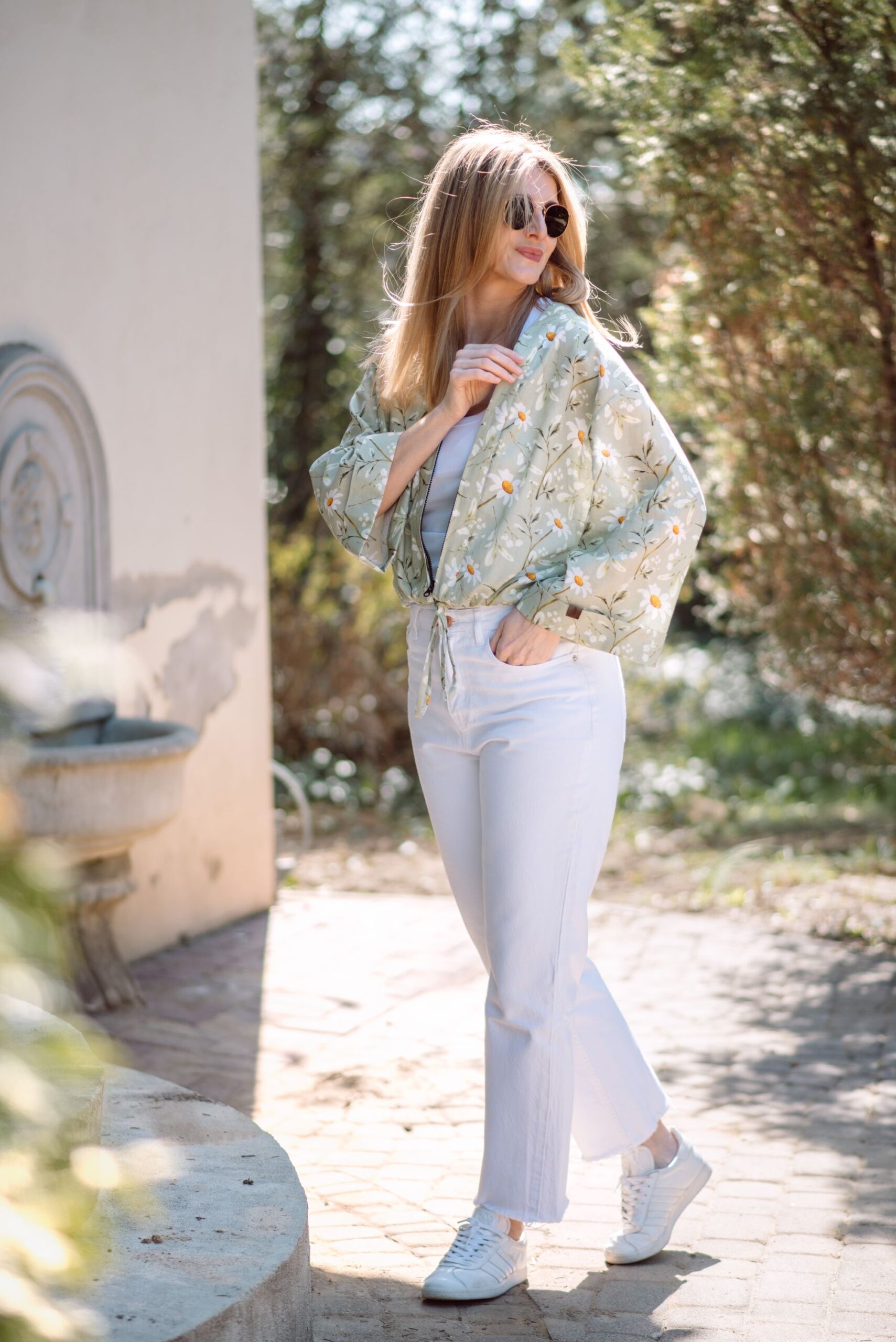 Narzutka lniana rumianki - obrazek 2