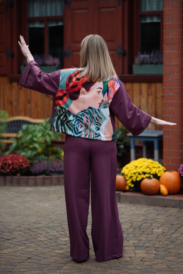 komplet women śliwkowy z zielonym kotem